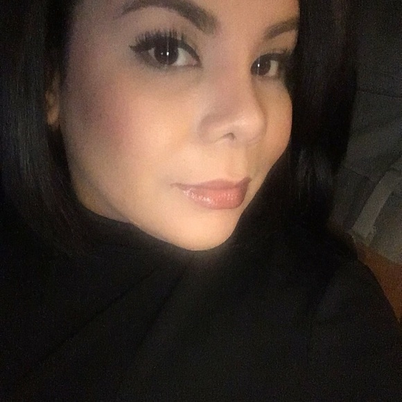 Meet your Posher, Ornella - Picture 3 of 6